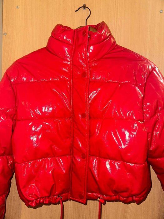 Куртка жіноча Bershka xs