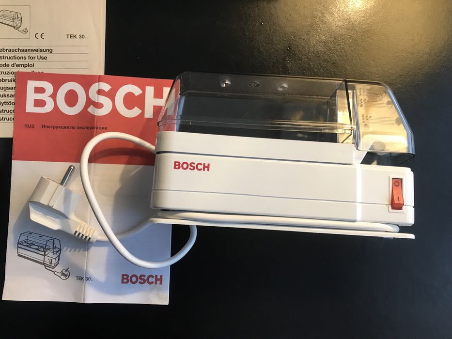 Яйцеварка Bosh на 3 яйца