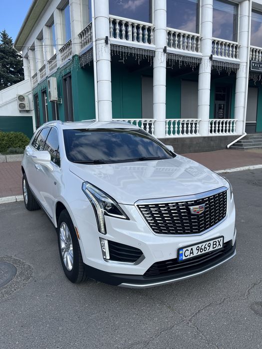 Продам Cadillac XT5