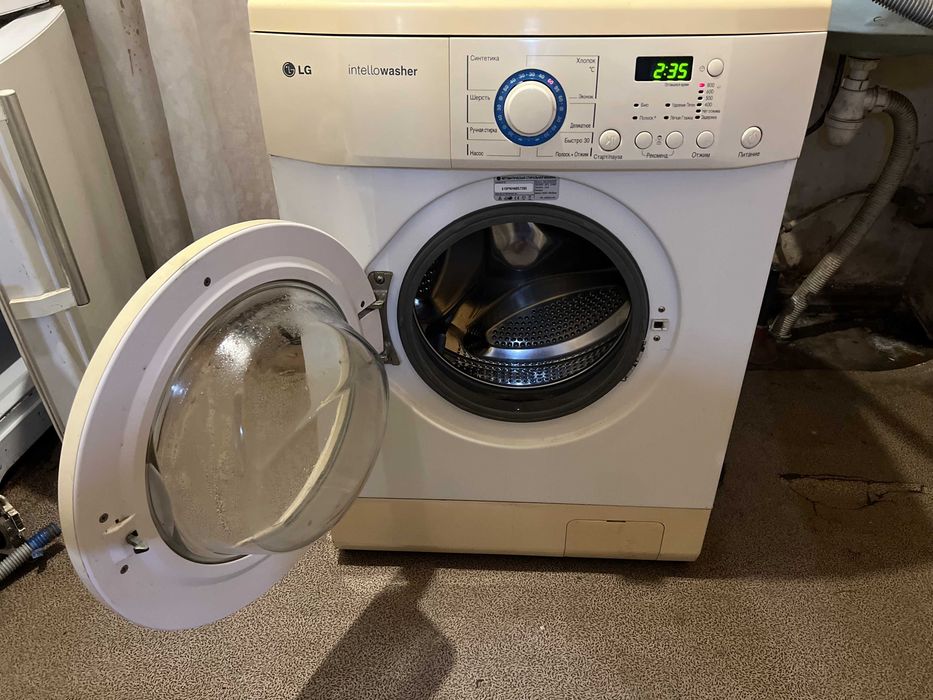 3.5 кг LG WD-80302 SUP Стиральная машина пральна