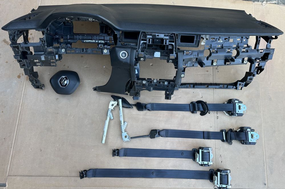 Renault Captur 2 II lift 2023r konsola deska airbag pasy Oryginal
