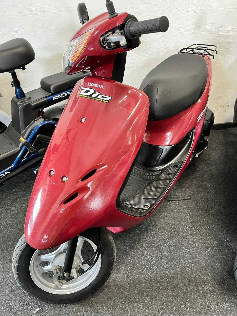 Японський скутер HONDA DIO AF62 4T