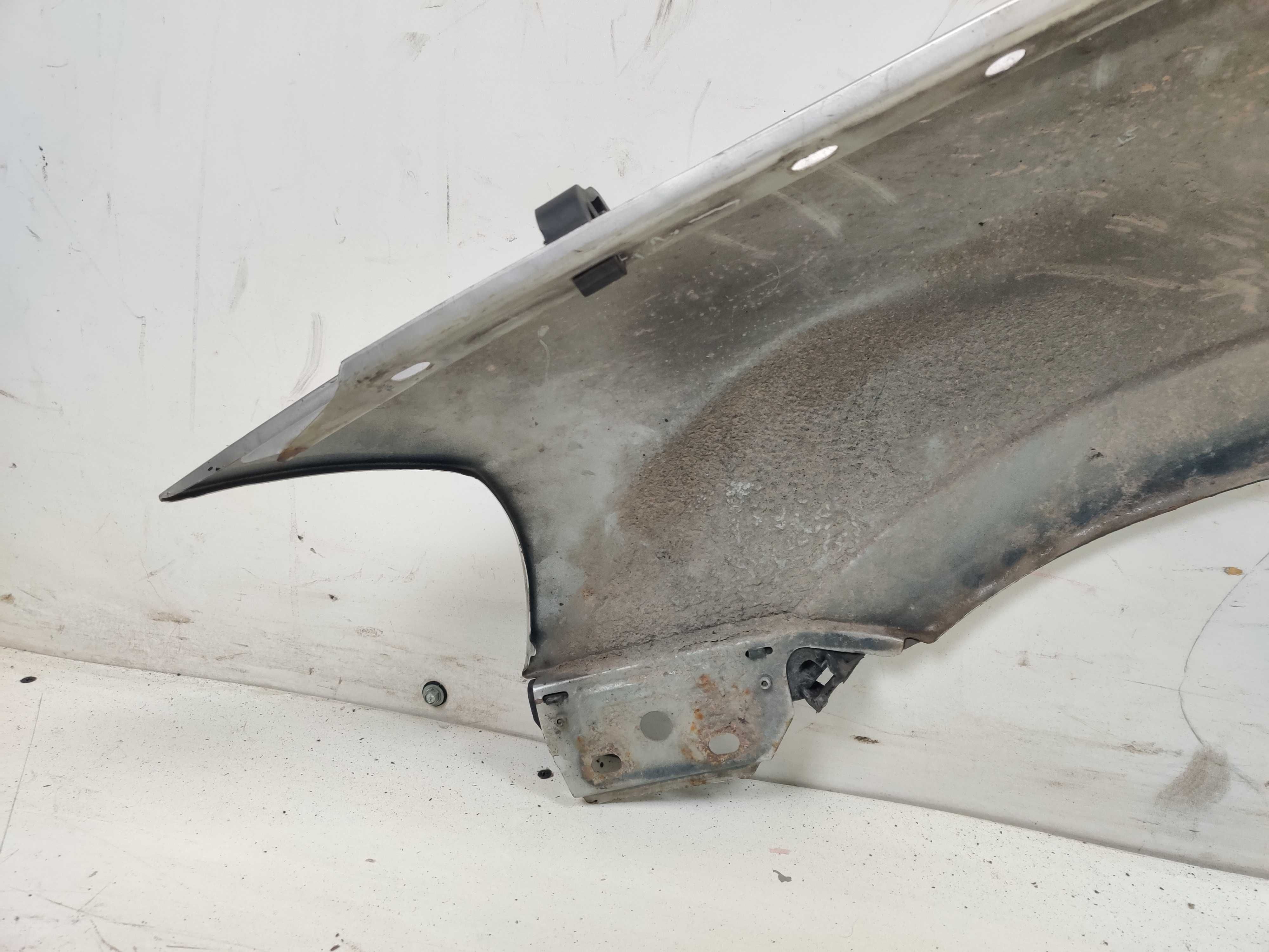 Opel Astra G II 2 Błotnik Prawy Przedni Przód PP Kod Lakieru Z147
