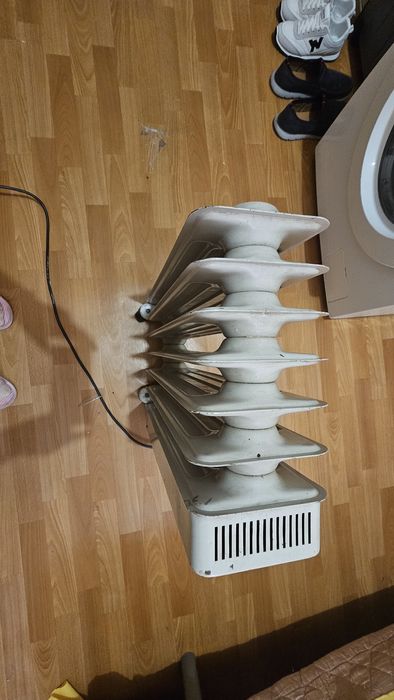 Обогреватель DeLonghi