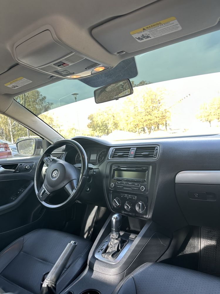 Volksvagen Jetta 2014