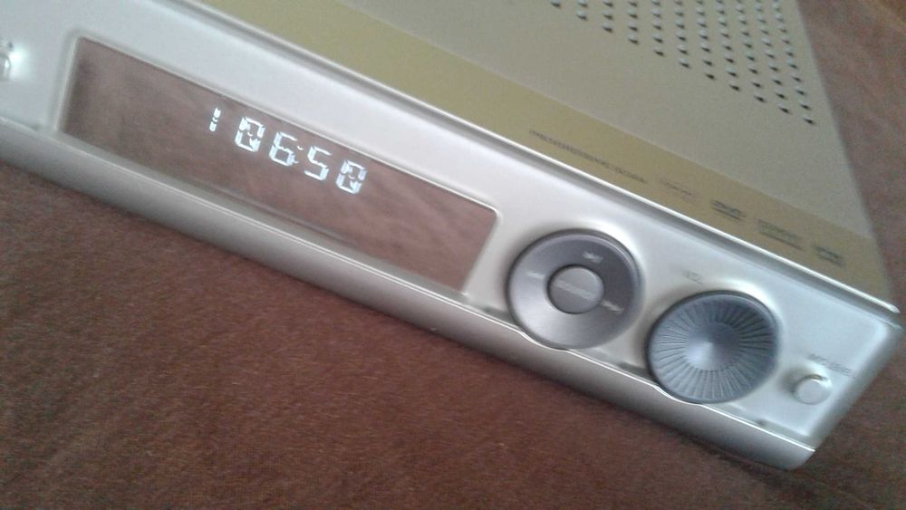 PHILIPS HTS 3100 DVD HOME Theather System 5.1
