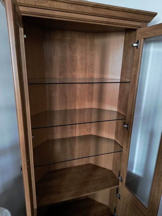 Szafa narożna witryna szklana