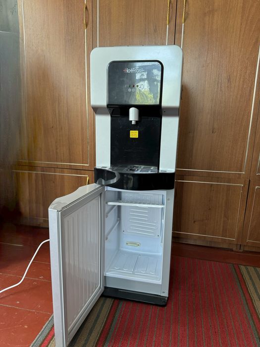 Кулер для води HotFrost V900BS Silver