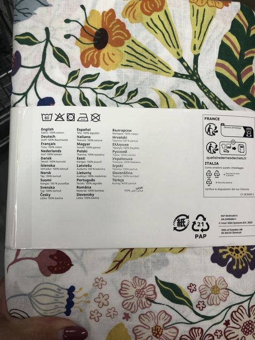 Capa de edredao de solteiro nova e embalada