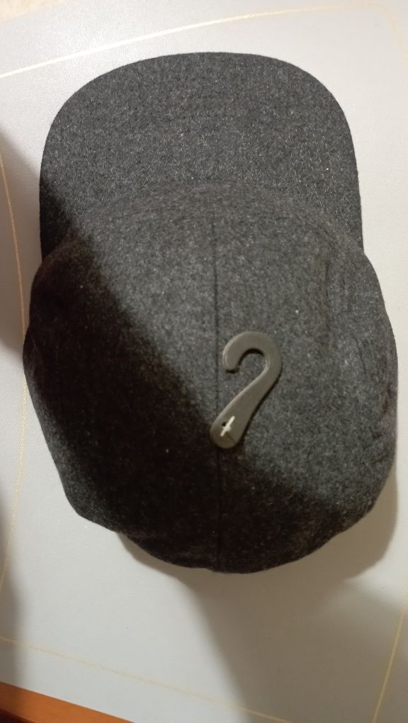 Кепка zara 54 см.