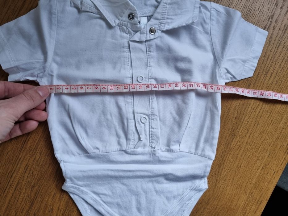 Białe body koszulobody 68