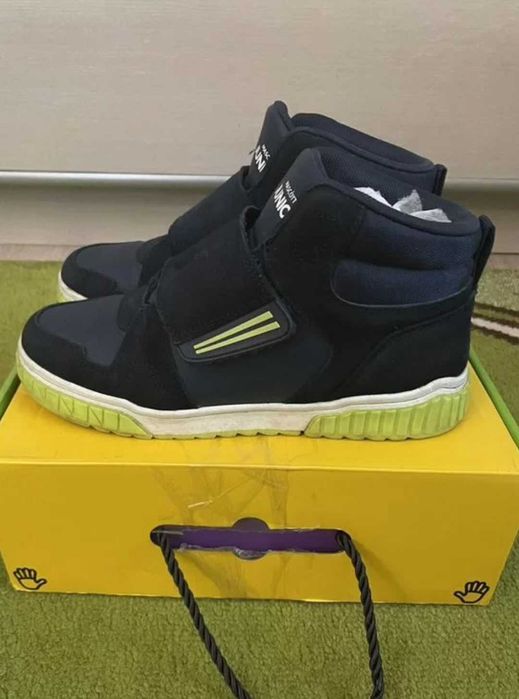 Ботинки Демисезонние ботинки на мальчика,р.36