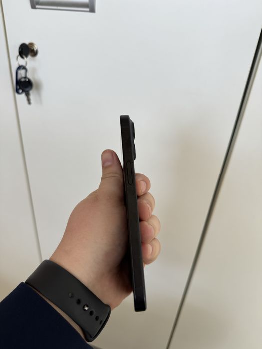 Sprzedam Iphona 15 Czarny 128 GB zestaw +etui apple