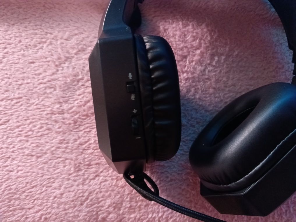 Ігрові геймерські навушники з мікрофоном RGB onikuma k8