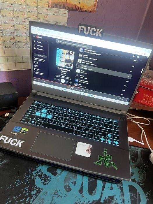 Игровой ноутбук MSI Thin 15 B13VE-1451US