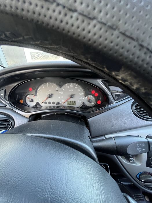 Ford focus 1,6 gasolina