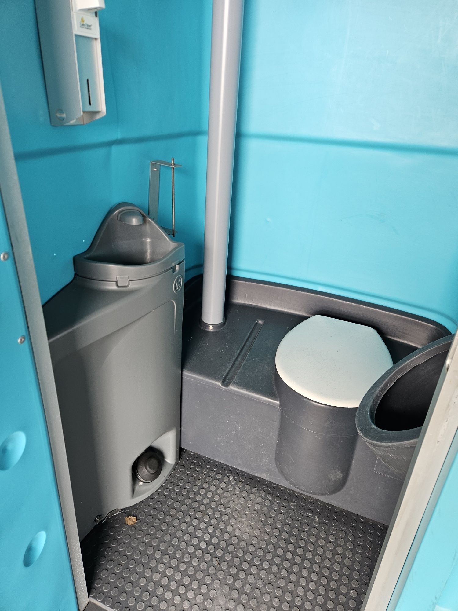 Toaleta przenośna, mobilna toaleta, wc na budowę, działkę