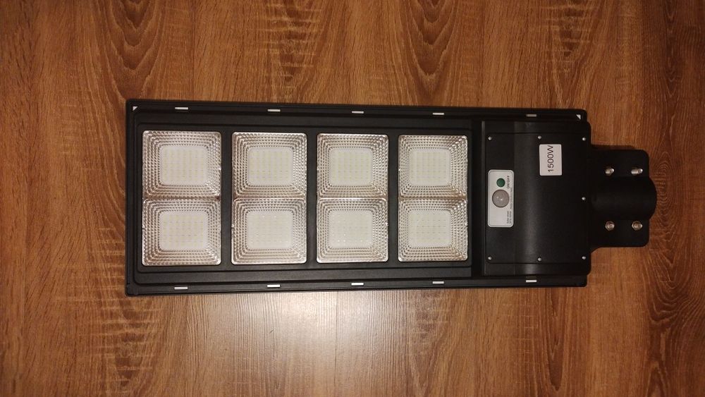 lampa solarna z czujnikiem ruchu