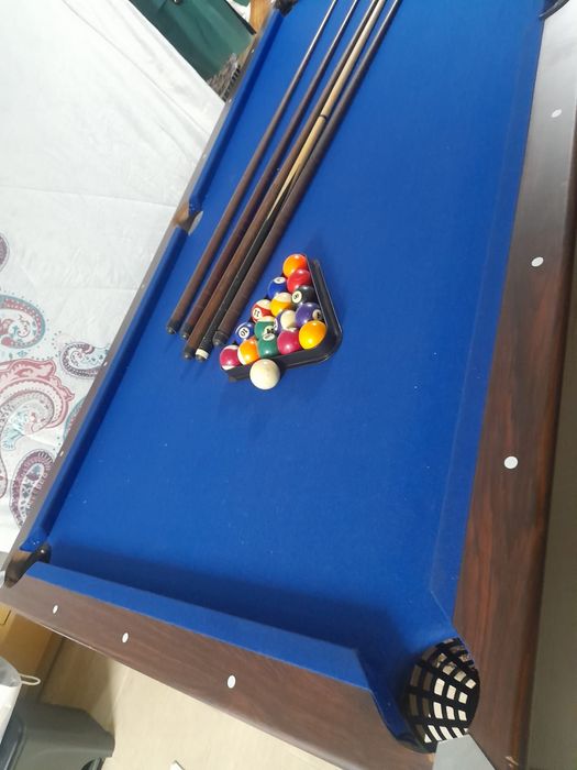 Mesa snooker em excelente estado