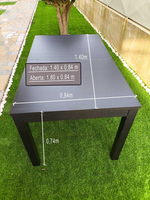 Mesa de Sala com 4 Cadeiras