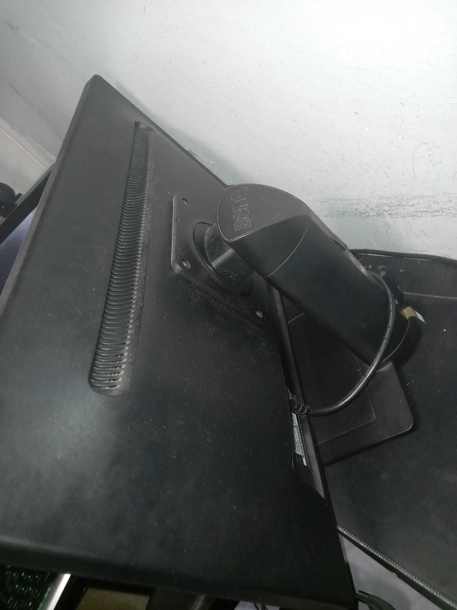 PC GAMER com Monitor