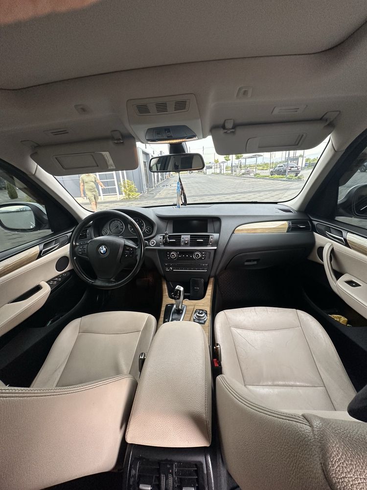 BMW  X-3 / X-DRIVE /2011р / 3.0 бензин