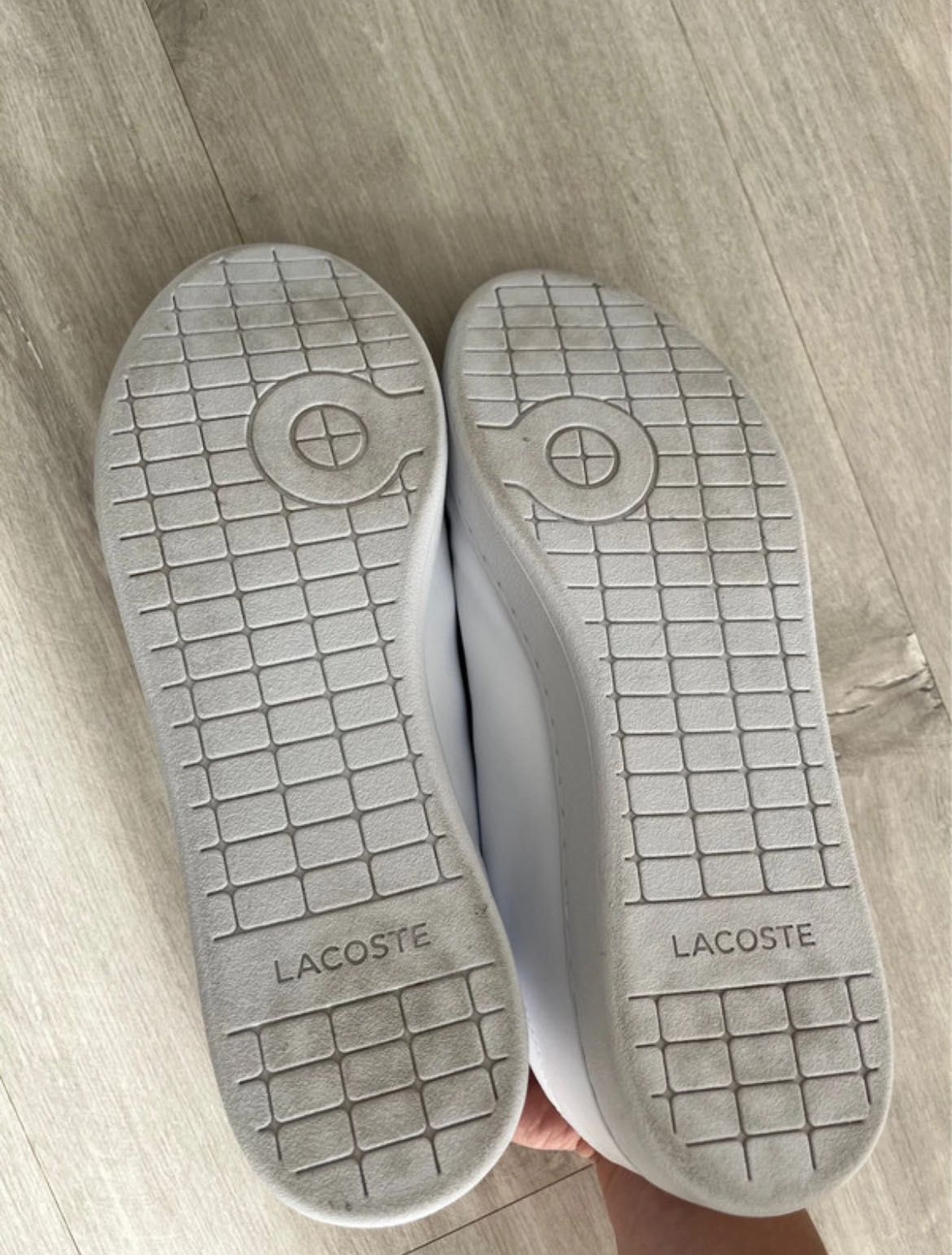 Klasyczne męskie Lacoste