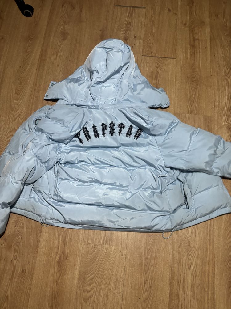 kurtka trapstar niebieska