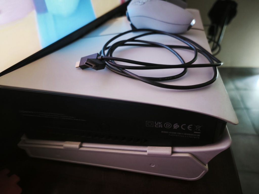 PlayStation 5 versão disco 1TB ( garantia PlayStation )
