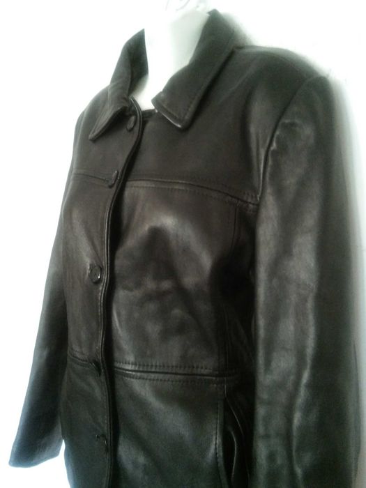 Czarna klasyczna skorzana kurtka r.40