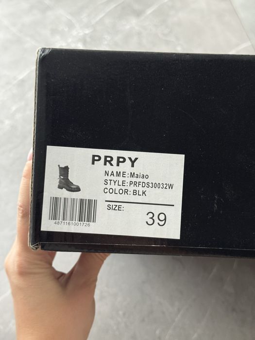 Женские ботинки PRPY