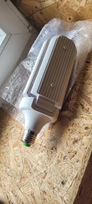 Żarówka Wiatrak Rozkladana 150 W