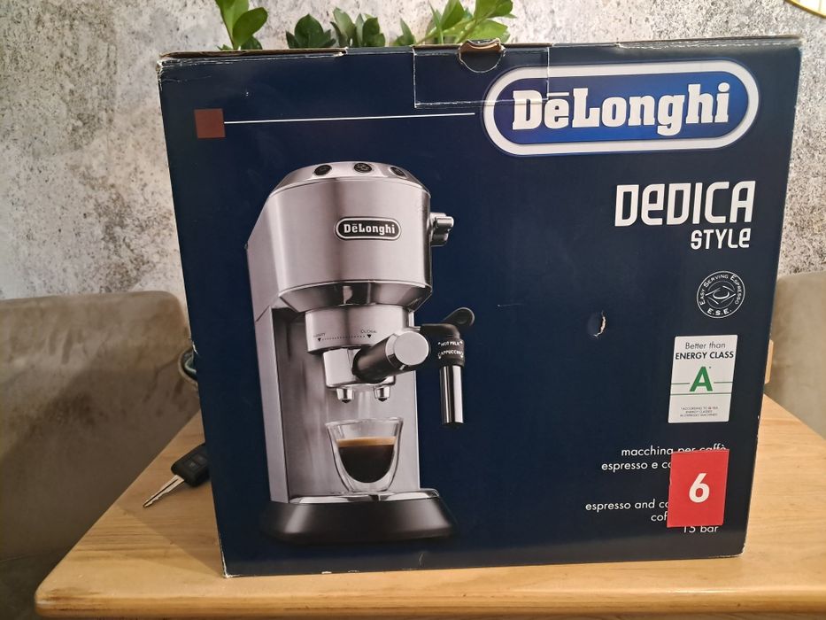 Ekspres kolbowy Delonghi