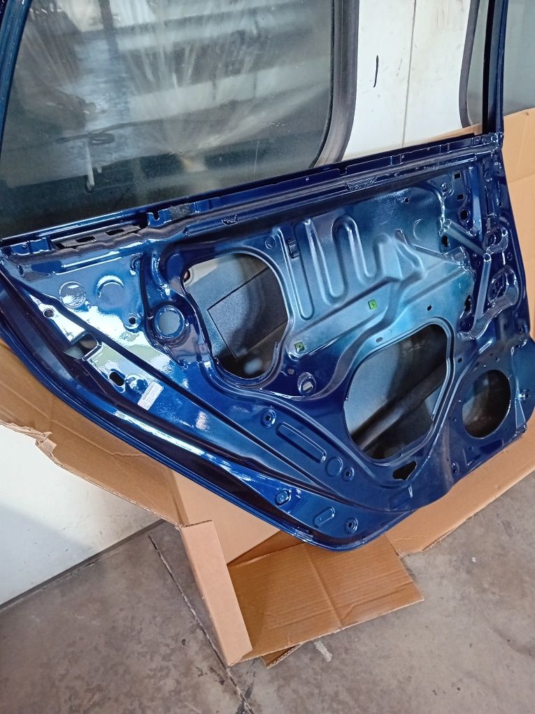 Portas esqerdas toyota  corola  E-12 d4d versão 2005,-2008