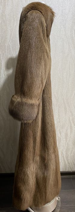Шуба из нутрии и песца