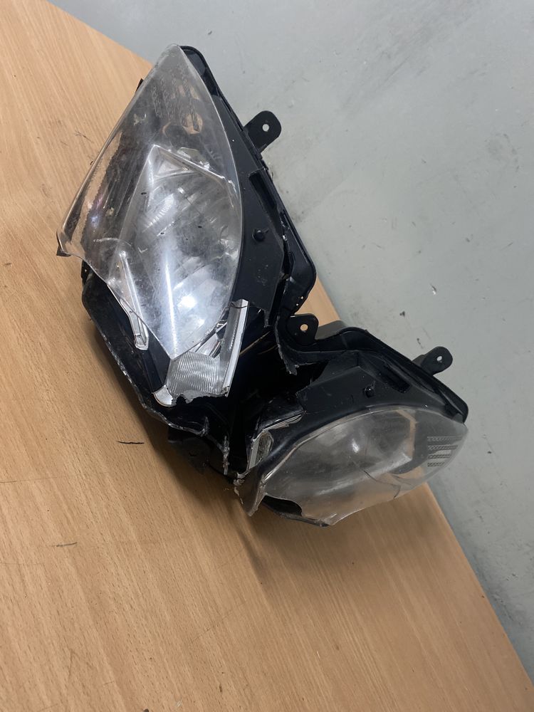 lampa Kawasaki Ninja 650 reflektor uszkodzona
