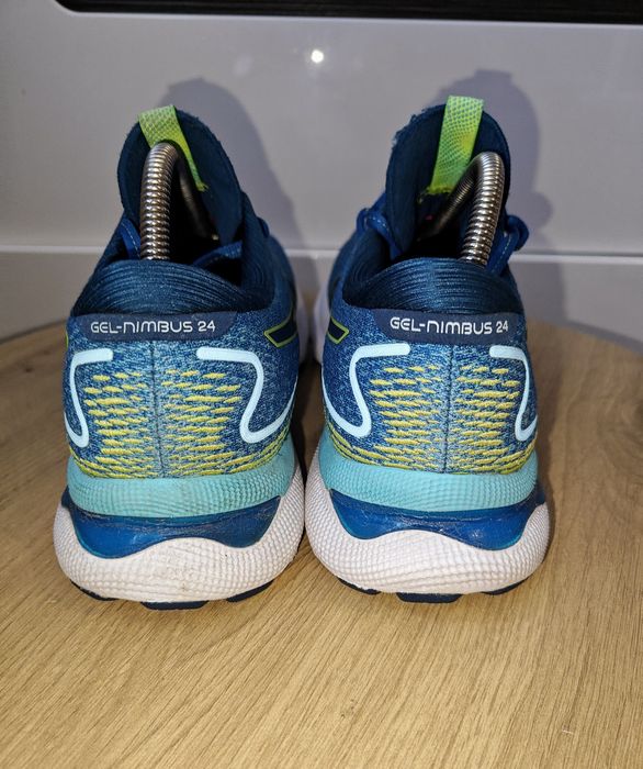Męskie świetne buty do biegania Asics Gel-Nimbus 24 rozmiar 42.5
