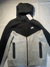 Nike tech fleece