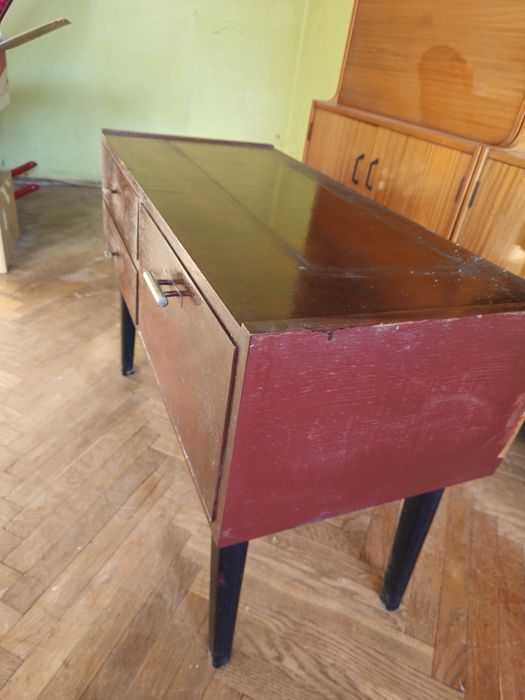 Kredens z szufladami PRL