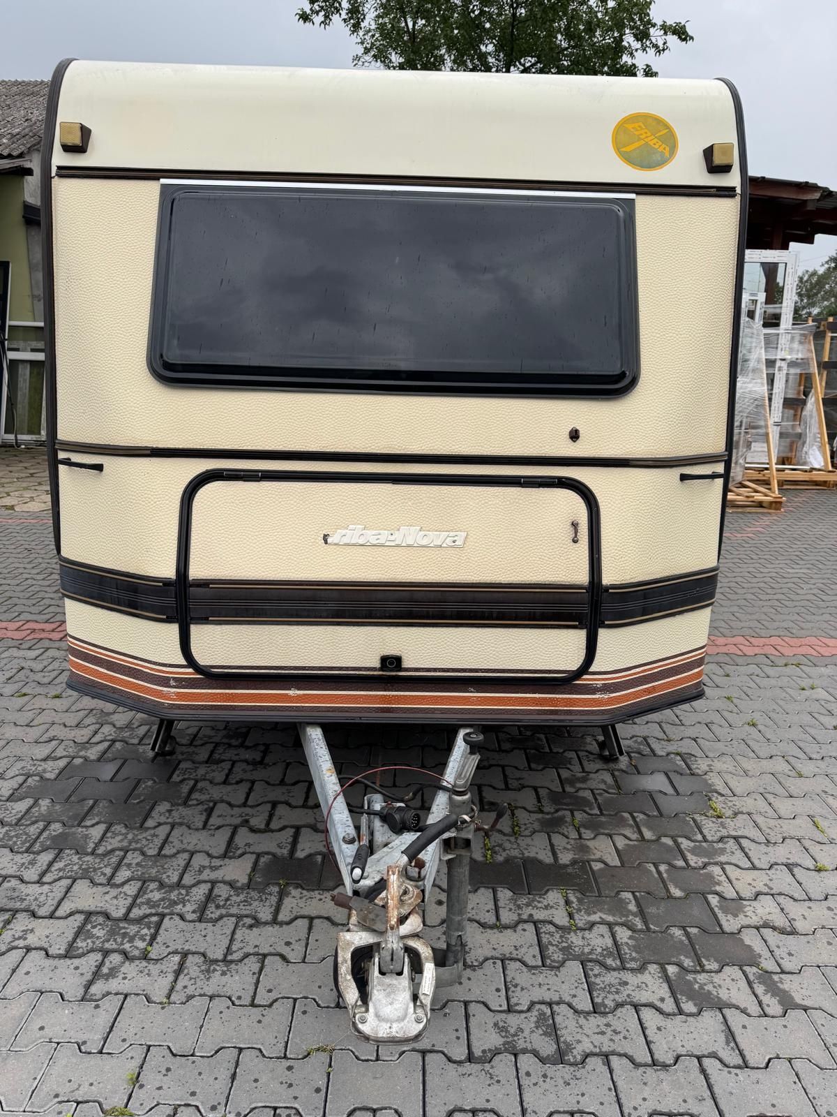 Przyczepa kempingowa Eriba Nova Hymer