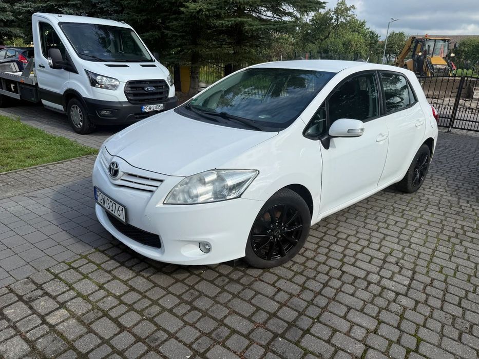 Toyota Auris 2,0 D-4D, 2012r, Klimatronik, Zarejestrowane w Polsce.