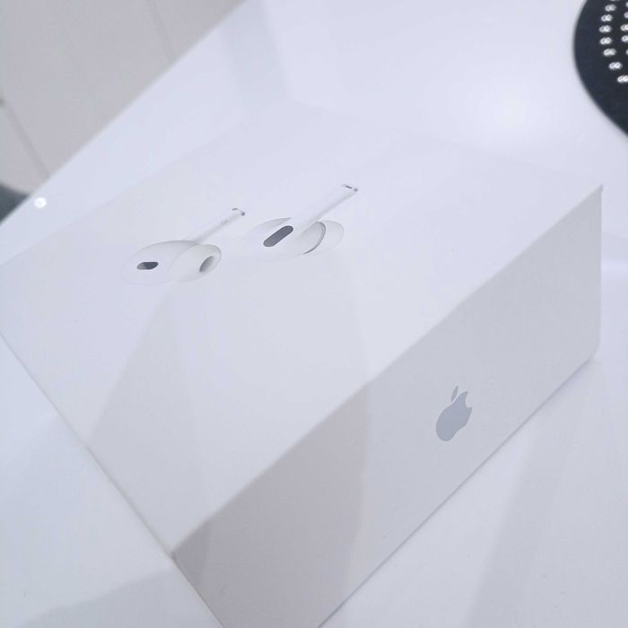 Nowe słuchawki AIRPODS PRO