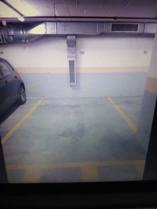 Alugo lugar de estacionamento