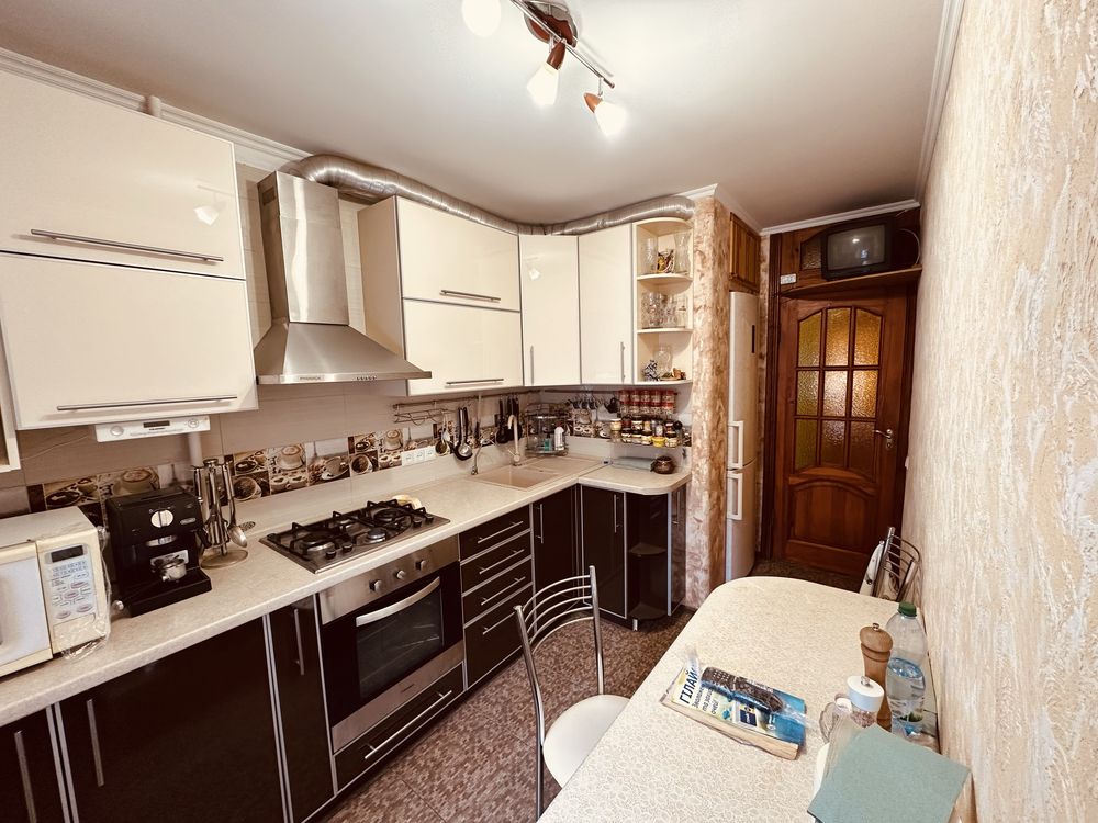 Продажа 3–к квартира 65м2 район Жадова.