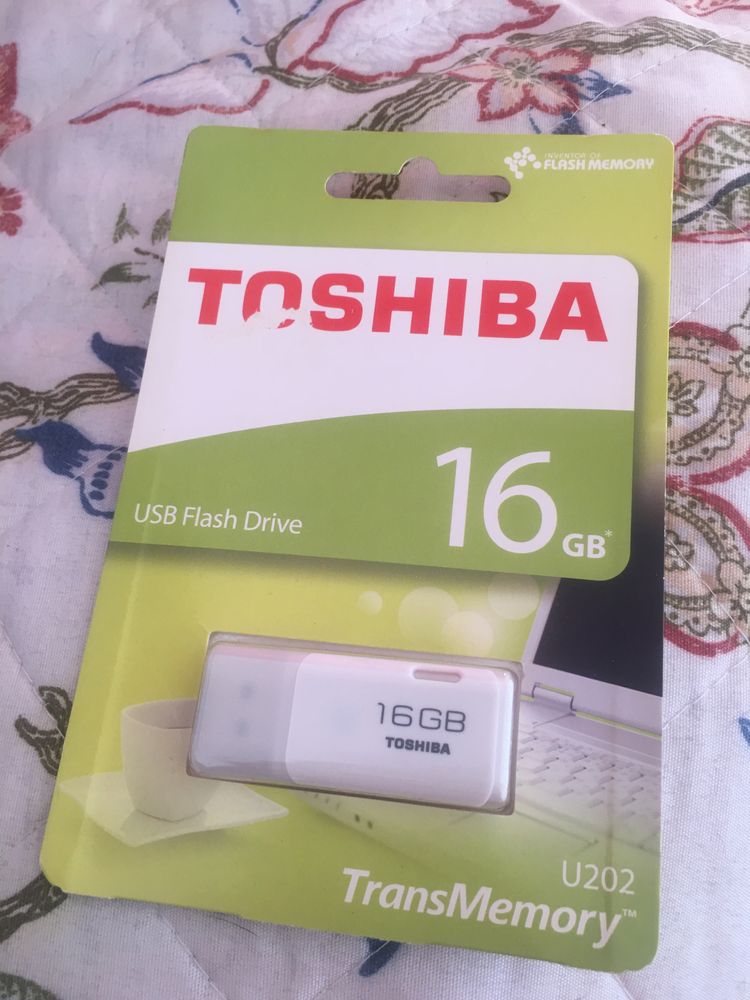 Pen toshiba 16gb