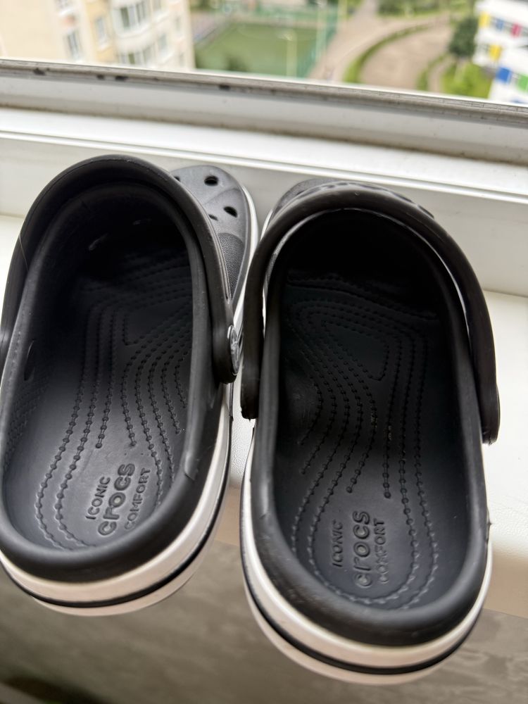 Продам Crocs c11