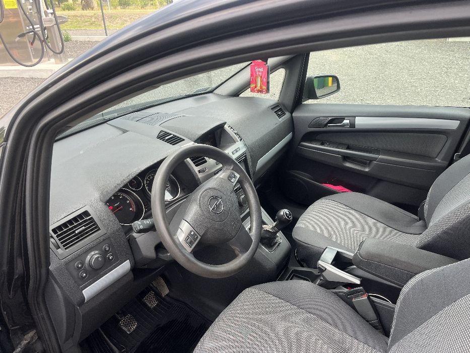 Продам  Opel Zefira
