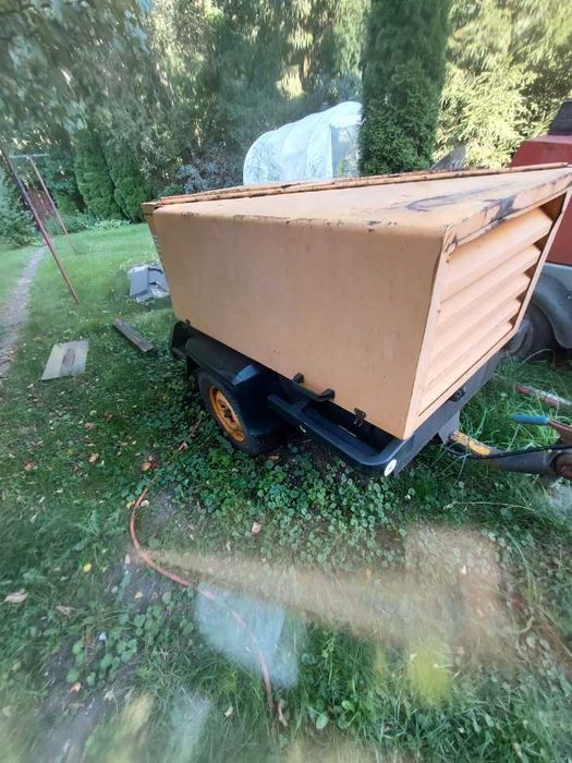 sprężaraka kompresor XAS 66 ATLAS Copco