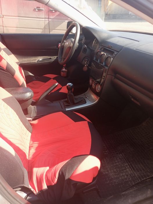 Мазда 6 Універсал