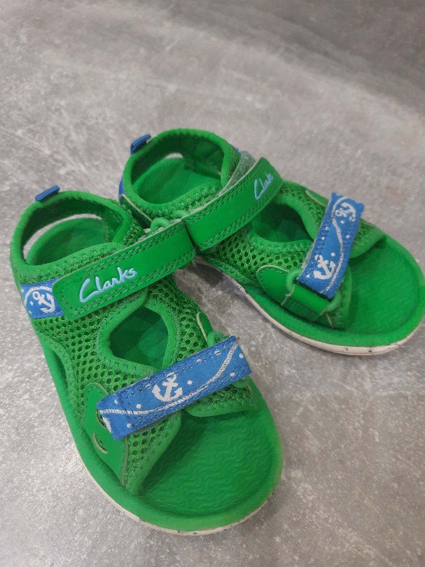 Детские босоножки сандалии Clarks